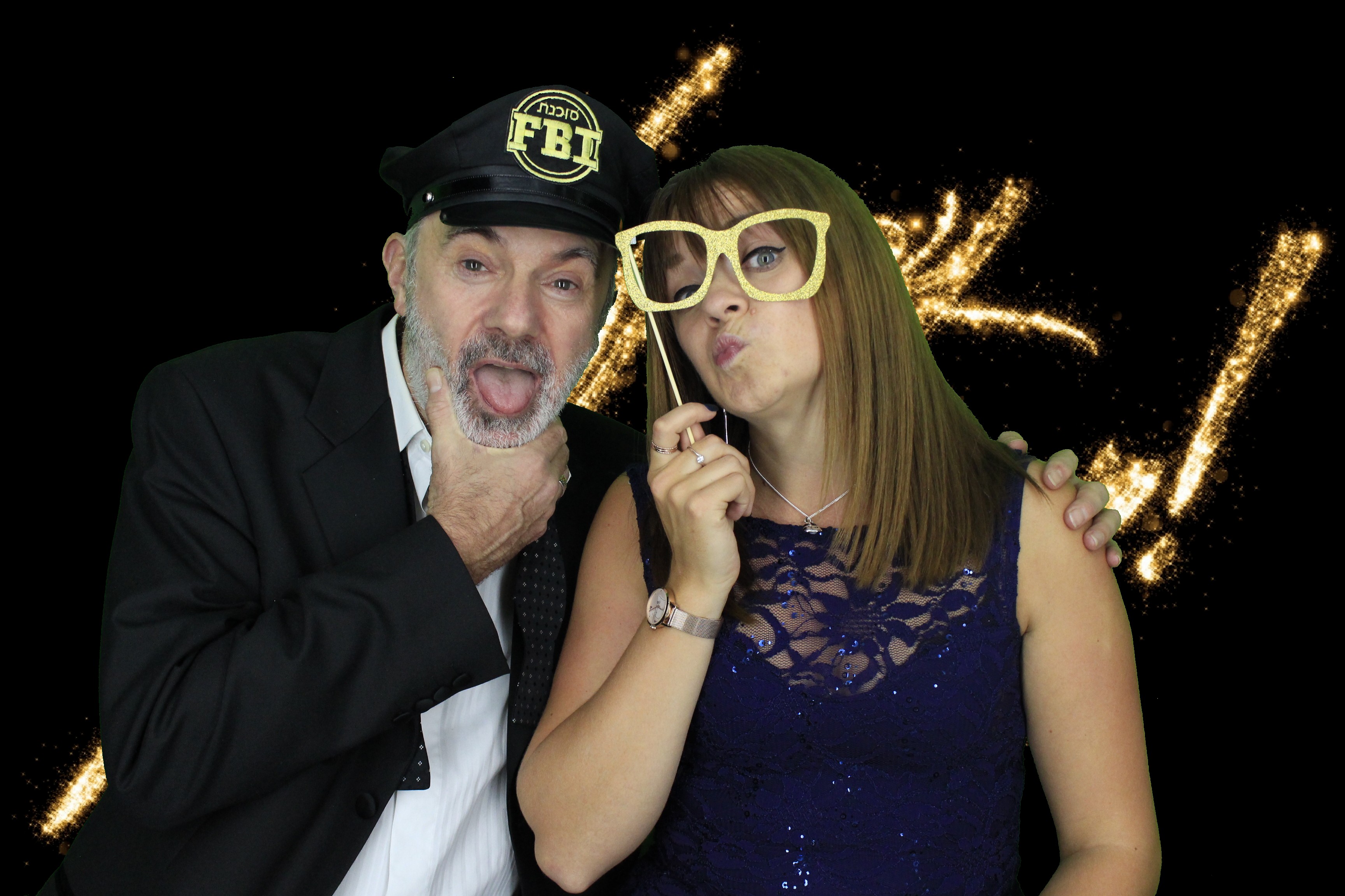 New Years Eve Party Silvermere | View more photos from the event at gallery.myphotoboothexperience.co.uk/u/MyPhotoBoothExperienceLtd/New-Years-Eve-Party-Silvermere
